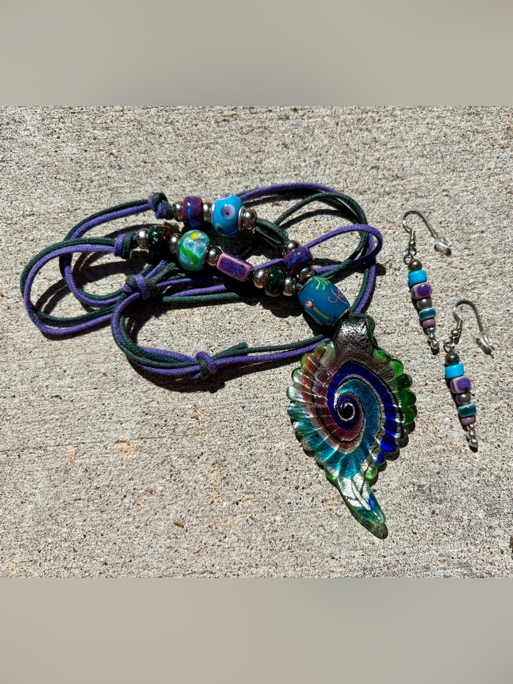GLASS LAMPWORK AND BEADED NECKLACE AND DANGLING EARRINGS
